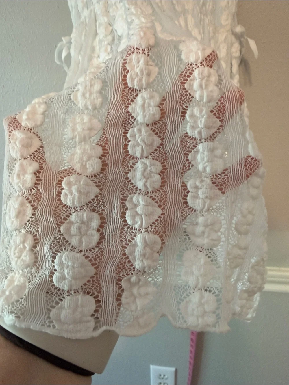 H&M White Floral Lace Sleeveless Party Dress - Picture 8 of 9